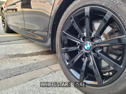 BMW F10 18인치 순정휠 블랙 하이그로시 시공 [부산휠복원 부산휠수리 부산휠도색비용]_wheelstar / 부산 사상 학장동