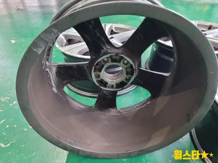 부산 휠복원 추천 | 벤츠 W213 E220d 순정휠18인치 블랙 다이아몬드 컷팅 작업 / 부산 사상 학장동