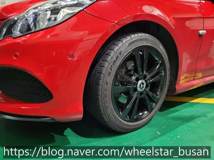 [[부산 휠수리][부산 휠복원]]벤츠 E63쿠페 AMG 17인치 순정휠 블랙유광 시공 휠복원 휠수리휠도색비용 _wheelstar / 부산 사상 학장동