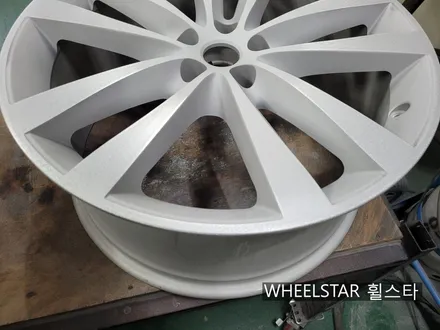[[부산 휠도색][부산 휠복원]]재규어 XJ 20인치 순정휠 블랙하이그로시 시공 휠복원 휠수리 휠도색비용_wheelstar / 부산 사상 학장동