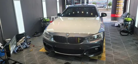대구 사고차량랩핑제거 bmw 4시리즈 랩핑부분제거 / 대구 동구