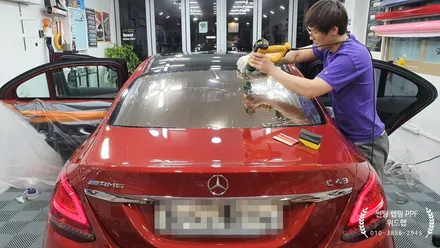 벤츠의 품격을 완성하다! 메르세데스 벤츠 C43 AMG 노블레스Z 반사썬팅 시공(솔라가드 노블레스Z)부산 경남 울산 명지 오션시티 신호동 국제신도시 썬팅 랩핑 PPF맛집 위드랩 / 부산 강서 신호동