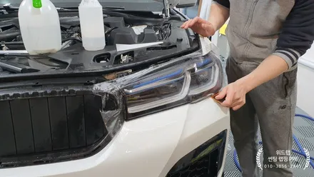 백색정장입고 달린다! BMW M550i 전체 무광 PPF + 블랙 PPF 시공 2탄(모터스킨 PPF)부산 경남 창원 명지 국제신도시 오션시티 신호동 다대포 용원 PPF 맛집 위드랩 / 부산 강서 신호동