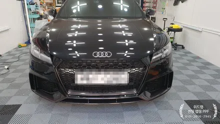 아우디 ㅜㅜ No! 아우디 TT 프론트 카본 랩핑 시공(3M 4D 카본랩핑지)부산 경남 창원 하단 신평 장림 다대포 녹산 오션시티 랩핑 맛집 위드랩 / 부산 강서 신호동