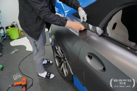유색이 지겹다면? BMW Z4 전체 랩핑 시공(에이버리 사틴 다크 그레이) / 부산 강서구, 김해, 창원
