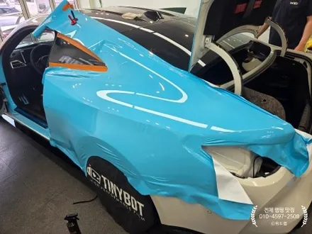 부산 전체 랩핑 전문 – BMW M4 타이니봇 글로스 베이비 블루 전체 랩핑 시공 / 부산 강서 신호동