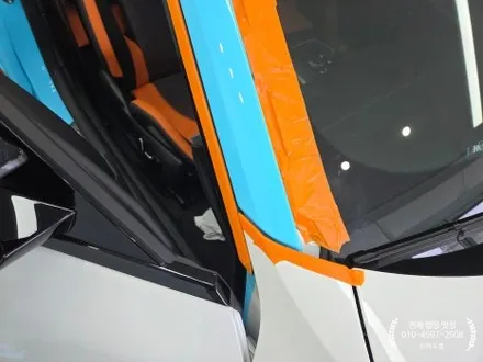 부산 전체 랩핑 전문 – BMW M4 타이니봇 글로스 베이비 블루 전체 랩핑 시공 / 부산 강서 신호동