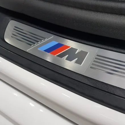 백색정장입고 달린다! BMW M550i 전체 무광 PPF + 블랙 PPF 시공 2탄(모터스킨 PPF)부산 경남 창원 명지 국제신도시 오션시티 신호동 다대포 용원 PPF 맛집 위드랩 / 부산 강서 신호동
