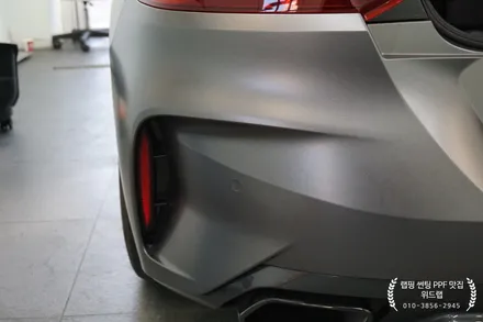 유색이 지겹다면? BMW Z4 전체 랩핑 시공(에이버리 사틴 다크 그레이) / 부산 강서구, 김해, 창원