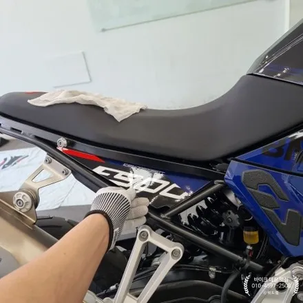 부산 바이크 데칼 시공 BMW F900 GS l 위드랩 X DAB RABBIT / 부산 강서 신호동