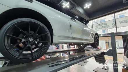 BMW 4시리즈 꾸미기! 420d 루프스킨, 카본 포인트 랩핑(3M 2080 블랙, 3M 4D카본)부산 사하구 강서구 하단 명지 국제신도시 신호동 랩핑 썬팅 PPF 위드랩! / 부산 강서 신호동