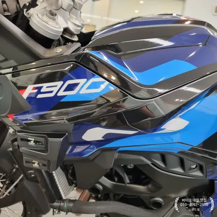 부산 바이크 데칼 시공 BMW F900 GS l 위드랩 X DAB RABBIT / 부산 강서 신호동