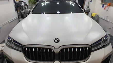 백색정장입고 달린다! BMW M550i 전체 무광 PPF + 블랙 PPF 시공 2탄(모터스킨 PPF)부산 경남 창원 명지 국제신도시 오션시티 신호동 다대포 용원 PPF 맛집 위드랩 / 부산 강서 신호동