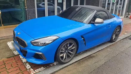 유색이 지겹다면? BMW Z4 전체 랩핑 시공(에이버리 사틴 다크 그레이) / 부산 강서구, 김해, 창원