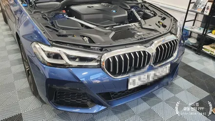 BMW를 지켜라! 530i LCi 헤드라이트, 생활보호 PPF  시공(모터스킨 PPF)부산 경남 창원 녹산 용원 신항 대저 PPF 랩핑 썬팅 맛집 위드랩 / 부산 강서 신호동