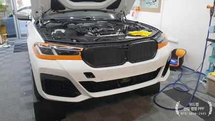 백색정장입고 달린다! BMW M550i 전체 무광 PPF + 블랙 PPF 시공 2탄(모터스킨 PPF)부산 경남 창원 명지 국제신도시 오션시티 신호동 다대포 용원 PPF 맛집 위드랩 / 부산 강서 신호동