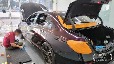 PPF 위에 랩핑 ? E63 AMG 전체 랩핑 시공(AX 젠션 퍼플 AX gentian purple)진해 안골랩핑 부산 사하구 장림 신평 다대포  랩핑 맛집 위드랩 / 부산 강서구, 김해, 창원