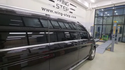벤츠 V클래스 전동사이드스텝 끝판왕! LED 면발광 윙스텝으로 완성한 완벽한 핏 / 경기 안산