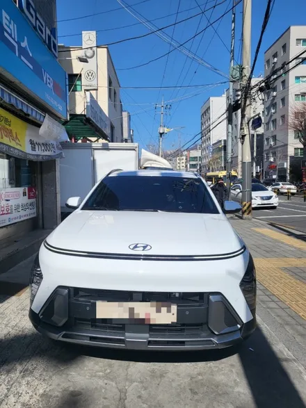 현대자동차 코나 2023년 신형 풀체인지 신차썬팅 루마버텍스수유점에서 강북 강남 성수동 인수동 우이동 도봉 창동 노원 삼양동 화계사 중고차 수입차 신차 썬팅전문샵 / 서울 강북구 수유동