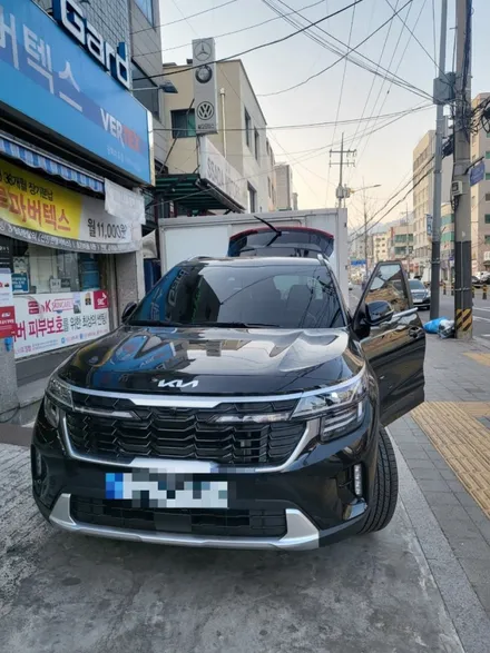 셀토스 신차썬팅 버텍스900 루마버텍스수유점에서 강북 강남 수유동 미아 인수동 우이동 삼양동 길음 화계사 창동 쌍문 노원 네비매립 블랙박스 경보기  썬팅전문샵 / 서울 강북구 수유동