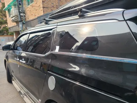 카니발재썬팅 솔라가드 차콜 썬팅 아이나비 Z5000블랙박스 / 서울 강북구 수유동