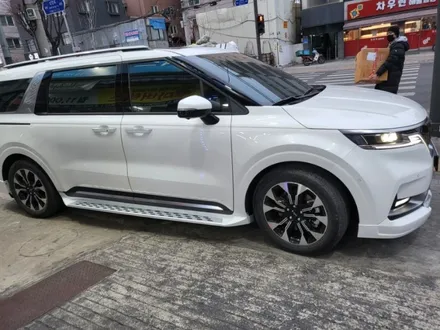 ka4카니발 오토그랜드 바디킷 튜온 정품사이드스텝 수유동 강북 인수동 쌍문 창동 화계사 미아 썬팅전문샵 / 서울 강북구 수유동