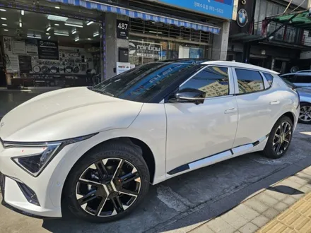 ev6 신차썬팅 후퍼옵틱 강북 수유 미아 창동 가오리 419  인수동 삼양동 화계사 우이동 썬팅전문샵 블랙박스 후방카메라 / 서울 강북구 수유동