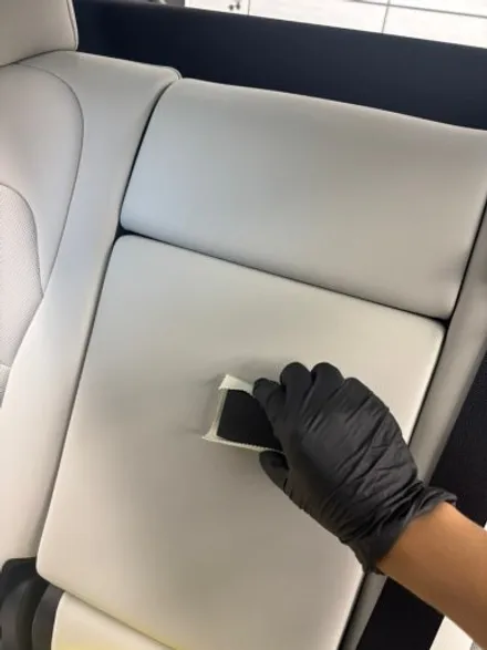 광주레이노썬팅  고민이라면? 테슬라 모델Y F95 농도 추천 27 12 05 비교 / 광주 광산구 수완동