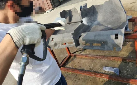 광주실내세차 답도없이 직물매트에 흡착되어가는 오바이트 k모터스 / 광주 광산구 수완동