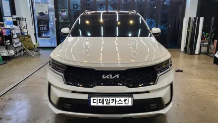 [기아 쏘렌토MQ4] 카본 D컷핸들 부분 카본랩핑 시공~ / 인천 서구 가정동