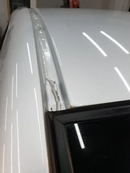 인천랩핑 루원시티랩핑 포인트랩핑 아반떼 HD 루프스킨및 사이드미러랩핑 / 인천 서구 가정동