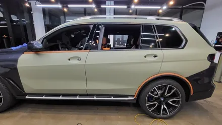 인천 서구 가정동 bmw x7 무광카키그린 전체랩핑 시공 / 인천 서구 가정동