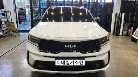 [기아 쏘렌토MQ4] 카본 D컷핸들 부분 카본랩핑 시공~ / 인천 서구 가정동