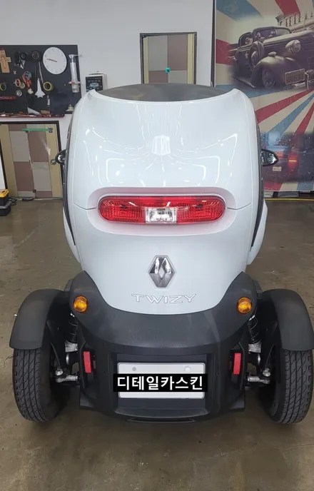 인천 서구 루원시티 르노 트위지 영문데칼 포인트데칼 랩핑 시공 / 인천 서구 가정동