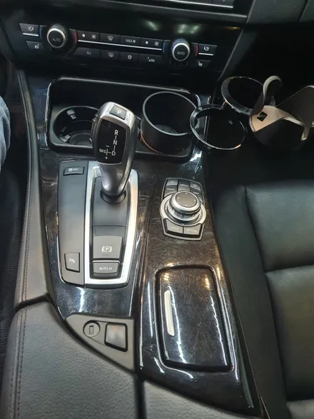 인천 서구 가정동 청라 루원시티 BMW 528i(F10) 실내카본 랩핑 / 인천 서구 가정동
