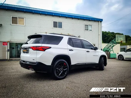 쉐보레 트래버스 2022 차량용 천정모니터 비클시네마 튜닝으로 차안에 우리가족만의 멋진 영화관을 만들어 보세요. / 용인시 기흥구
