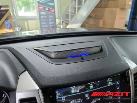 쌍용 렉스턴 스포츠 칸 다이나믹 SRF 풀튜닝 작업. 플로팅무드스피커,SRF슈퍼서라운드,쿠파텍 사운드부스터 배기음튜닝,레트로 적재함커버,레트로롤바 장착작업. 용인 아지트. / 용인시 기흥구