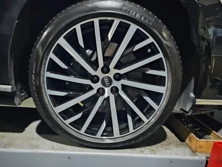 대전 세종 청주 휠복원 휠도색 아우디 A8 L 55TFSI 모델 블랙폴리쉬 다이아몬드 컷팅 휠 도색 / 대전, 신탄진, 세종