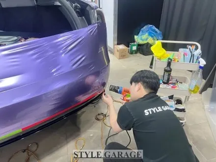 테슬라 모델S 바이올렛 전체랩핑 시공기 전기차도 화려한 컬러 소화가 가능합니다 / 양천구 신정동