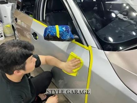 일산 BMW E60 528i 샴페인골드 퓨어화이트 전체랩핑 크롬죽이기 휠 랩핑 시공기 / 양천구 신정동