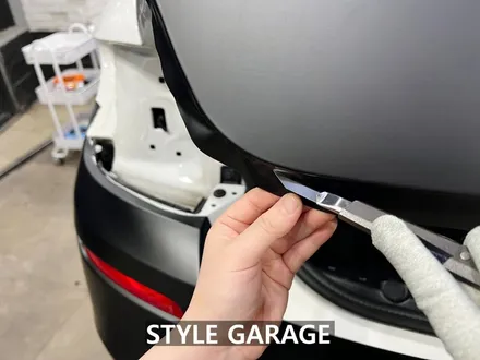 BMW 520d 매트블랙 전체랩핑 풀랩핑 휠도색 매력적인 컬러체인지 / 양천구 신정동