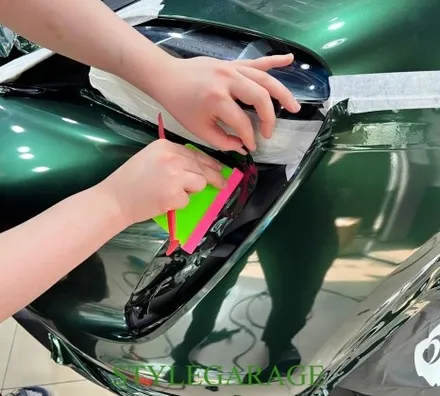 포르쉐 타이칸4 전체랩핑 휠랩핑 차키랩핑 리얼후기 타이칸 미드나잇그린 / 양천구 신정동