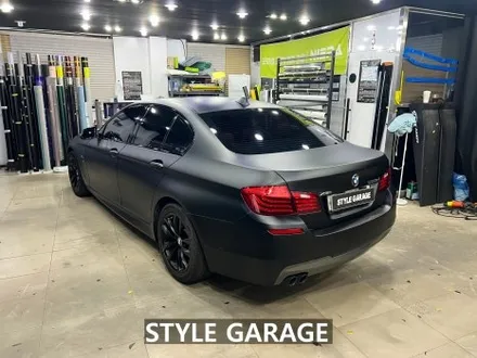 BMW 520d 매트블랙 전체랩핑 풀랩핑 휠도색 매력적인 컬러체인지 / 양천구 신정동