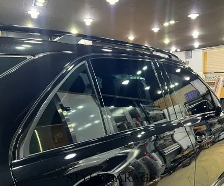 GLE 크롬죽이기 벤츠 GLE 53 AMG 고광택필름 전체 크롬죽이기 용산구 랩핑 용산 크롬죽이기 잘하는 곳 / 양천구 신정동