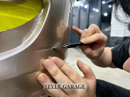 일산 BMW E60 528i 샴페인골드 퓨어화이트 전체랩핑 크롬죽이기 휠 랩핑 시공기 / 양천구 신정동