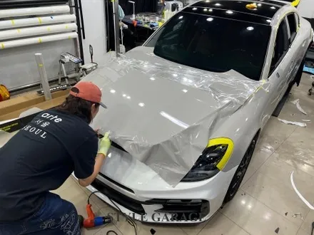 강서구 포르쉐 파나메라4S GTS컨버젼 전체랩핑 고광택 크레용 시공포르쉐의 인기 컬러 1순위 / 양천구 신정동