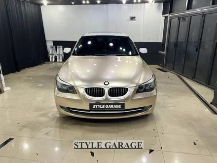 일산 BMW E60 528i 샴페인골드 퓨어화이트 전체랩핑 크롬죽이기 휠 랩핑 시공기 / 양천구 신정동