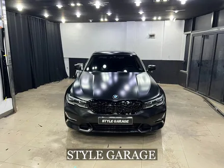 BMW 330i 사틴블랙 전체 랩핑 시공기 블랙하면 사틴 매트!! / 양천구 신정동