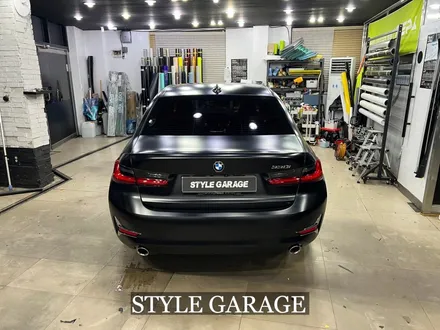 BMW 330i 사틴블랙 전체 랩핑 시공기 블랙하면 사틴 매트!! / 양천구 신정동