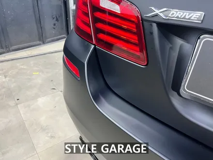 BMW 520d 매트블랙 전체랩핑 풀랩핑 휠도색 매력적인 컬러체인지 / 양천구 신정동